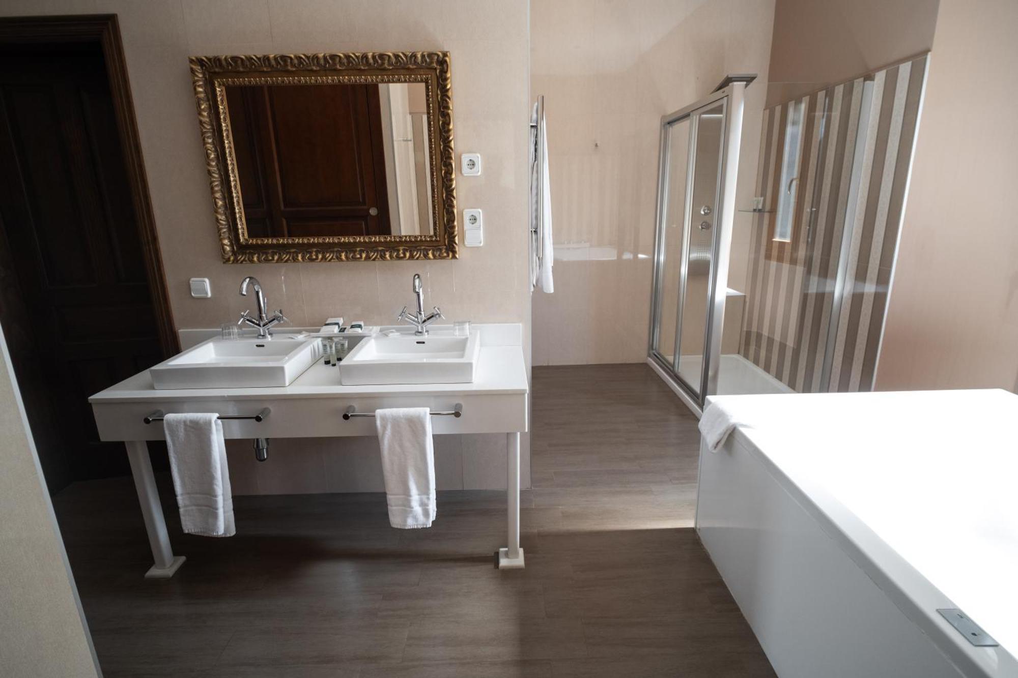 Hotel La Almoraima 4*